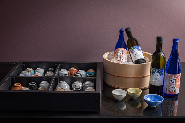 Lobby lounge where you can enjoy famous sake from Kyoto